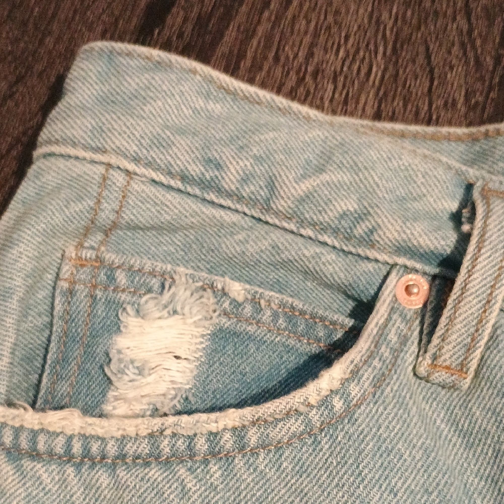 OAK + FORT Light Wash Flare Jeans - Picture 4 of 6